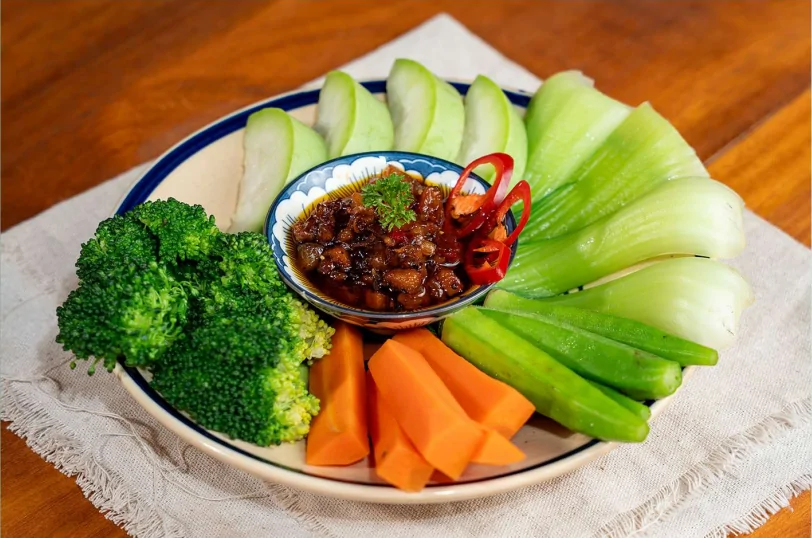 Rau củ luộc kho quẹt